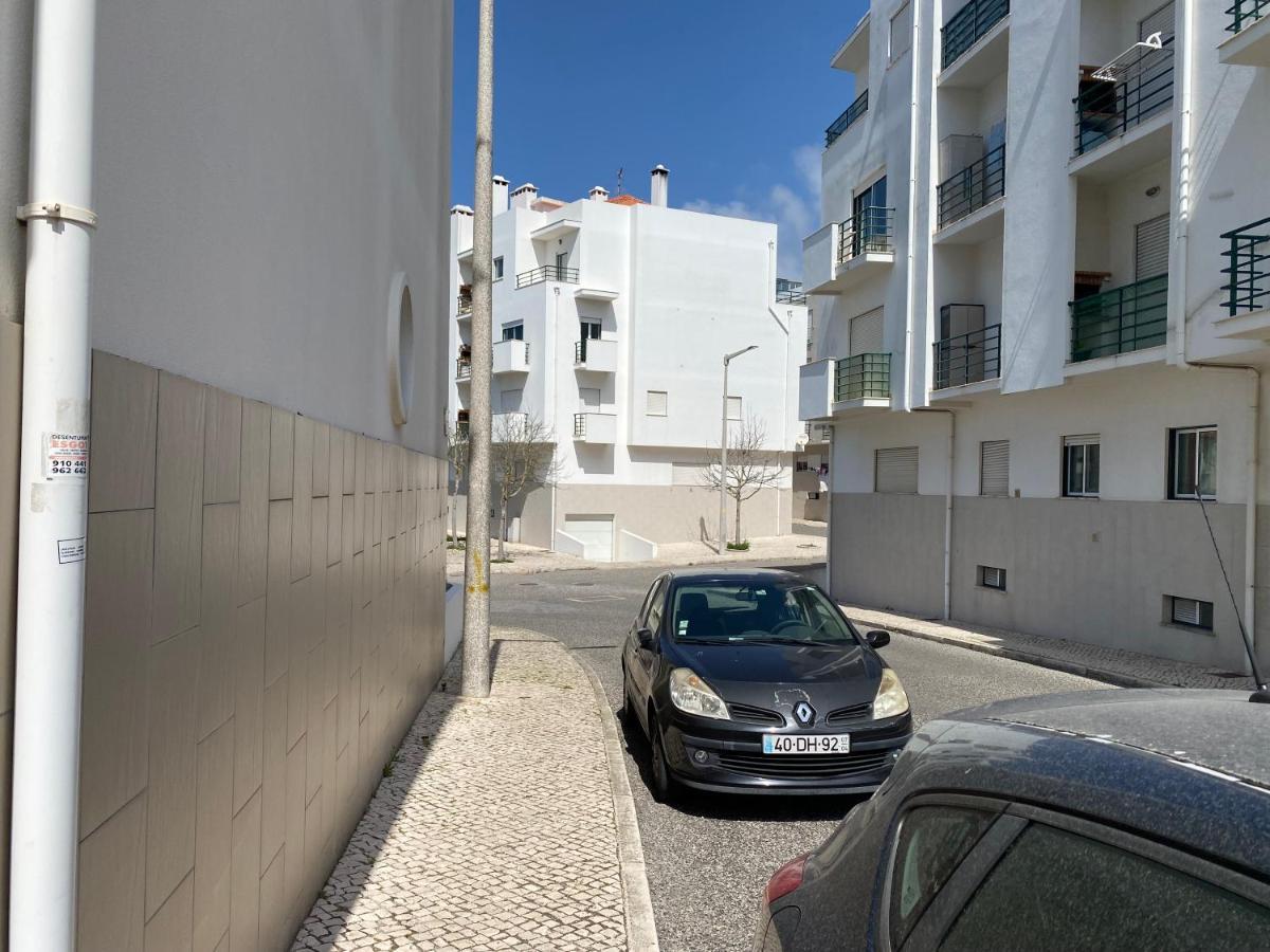 Superbe Appartement Proche De La Plage ナザレ エクステリア 写真